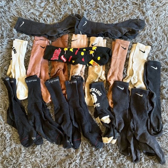 Nike Other - Bundle of 18 men’s socks